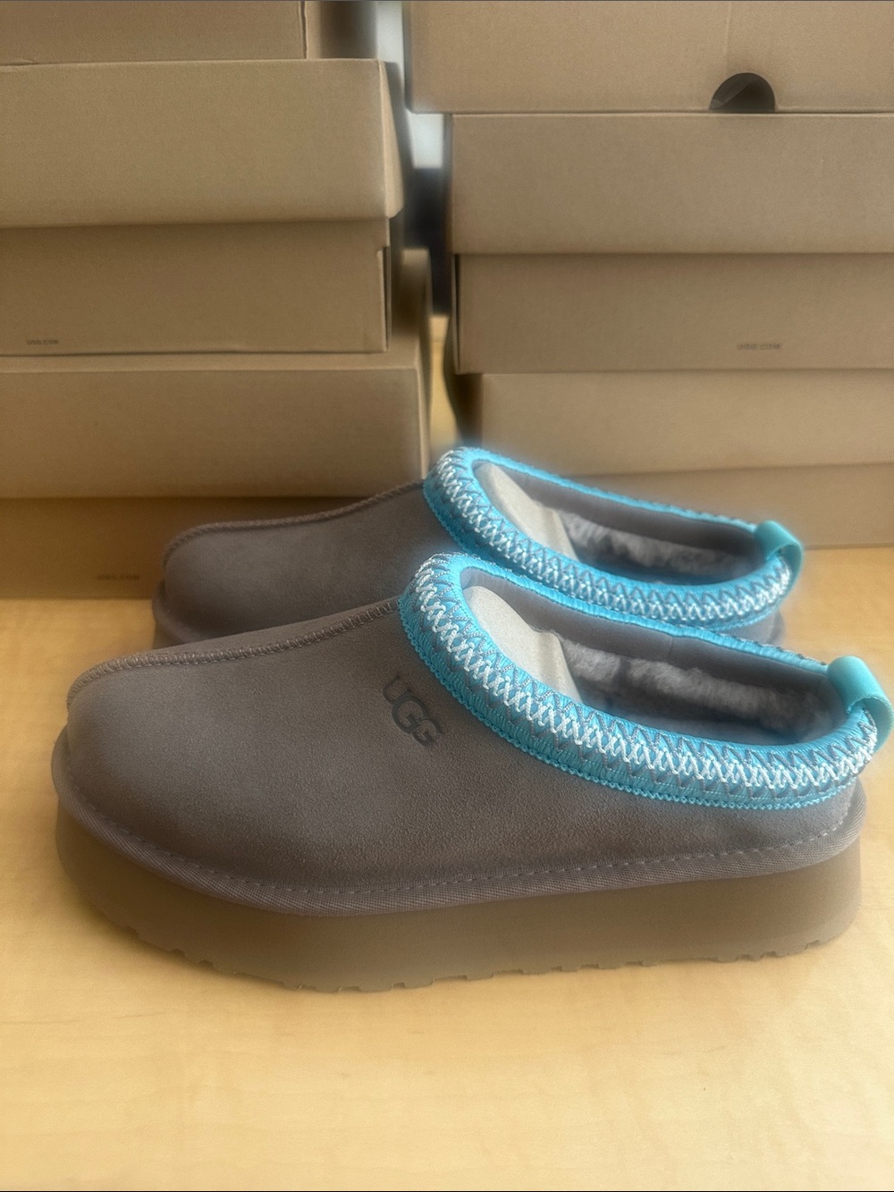UGG Women’s Tazz II Slip On  Slippers